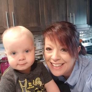 Meet your Posher, Debbie